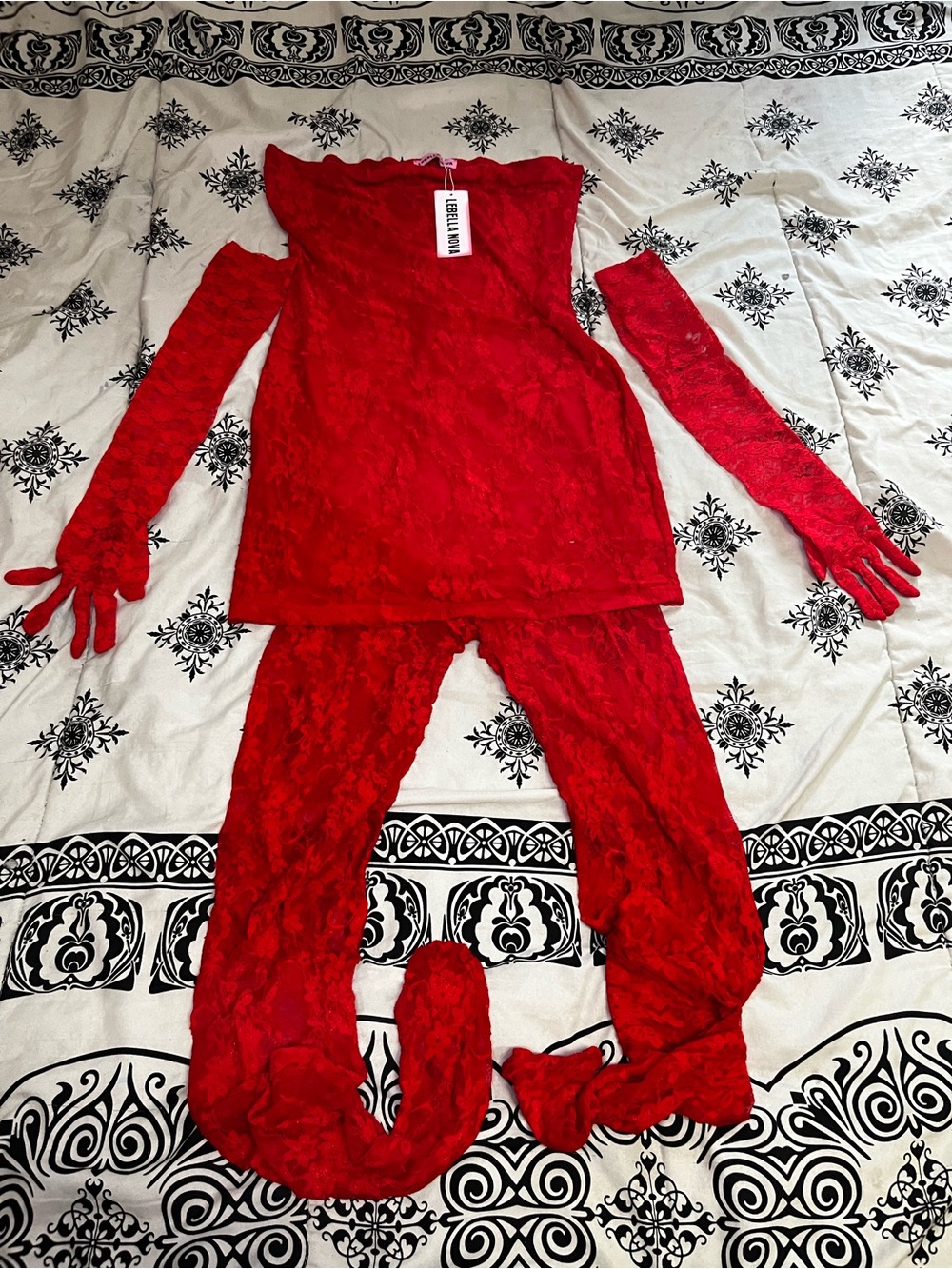 Red Lace Three-Piece Set with Long Gloves